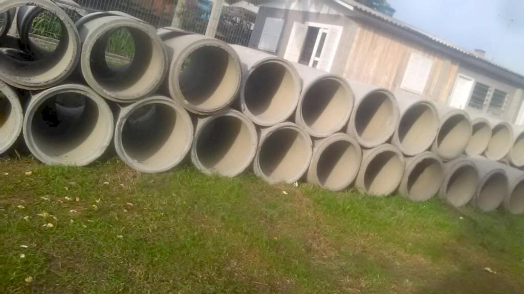 OBRA DE DRENAGEM NA VILA SÃO JOÃO EM TORRES VAI ACABAR COM ALAGAMENTO NA RUA ANTÔNIO BRUNELLI