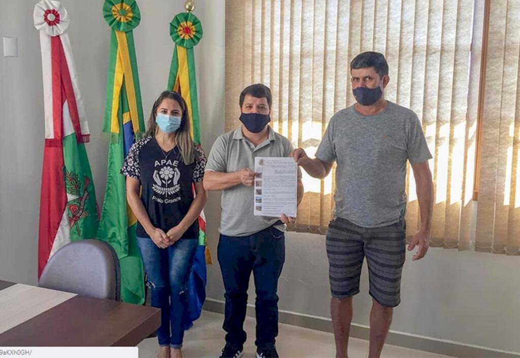 PREFEITURA DE PRAIA GRANDE CELEBRA  TERMO DE COLABORAÇÃO COM A APAE