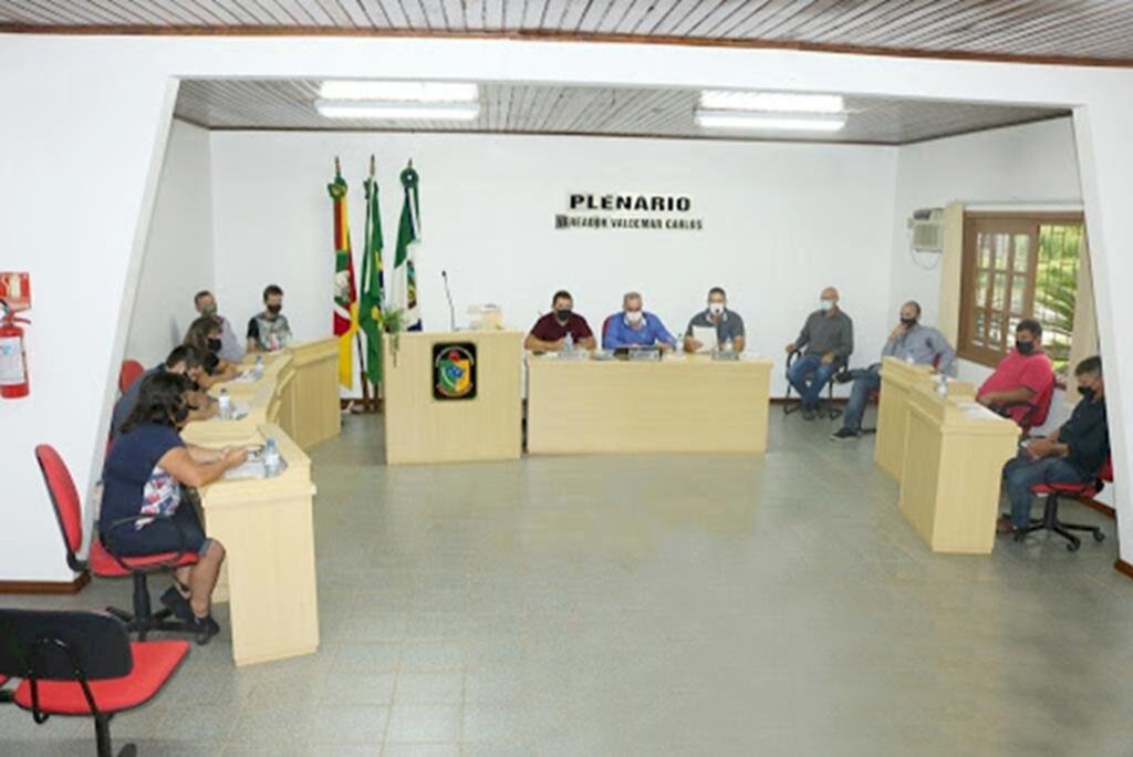 CÂMARA DE MORRINHOS DO SUL APROVA PROJETO DO EXECUTIVO QUE CONCEDE REPASSE AO HOSPITAL DE PRAIA GRANDE