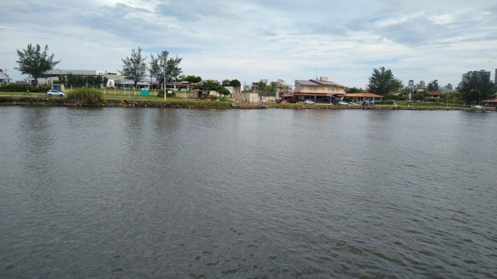 HOMEM DESAPARECE APÓS TENTAR  ATRAVESSAR O RIO  MAMPITUBA A NADO