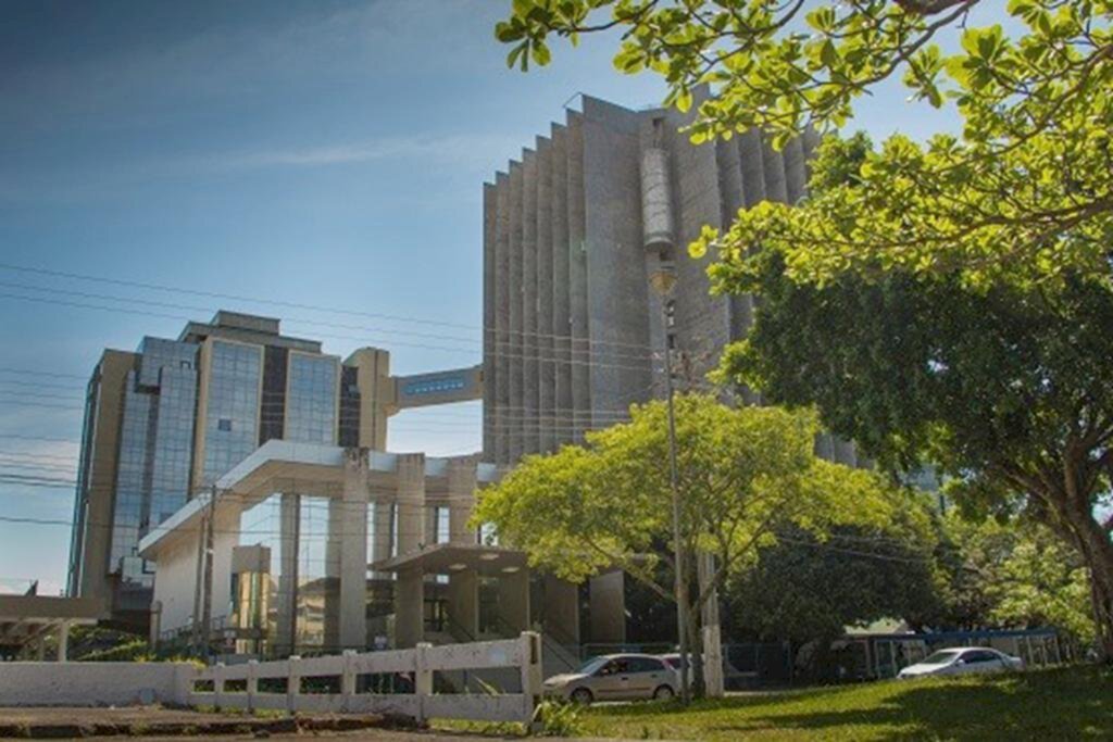 JUDICIÁRIO DE SANTA CATARINA VOLTA A SUSPENDER ATENDIMENTO PRESENCIAL DEVIDO AO COVID-19