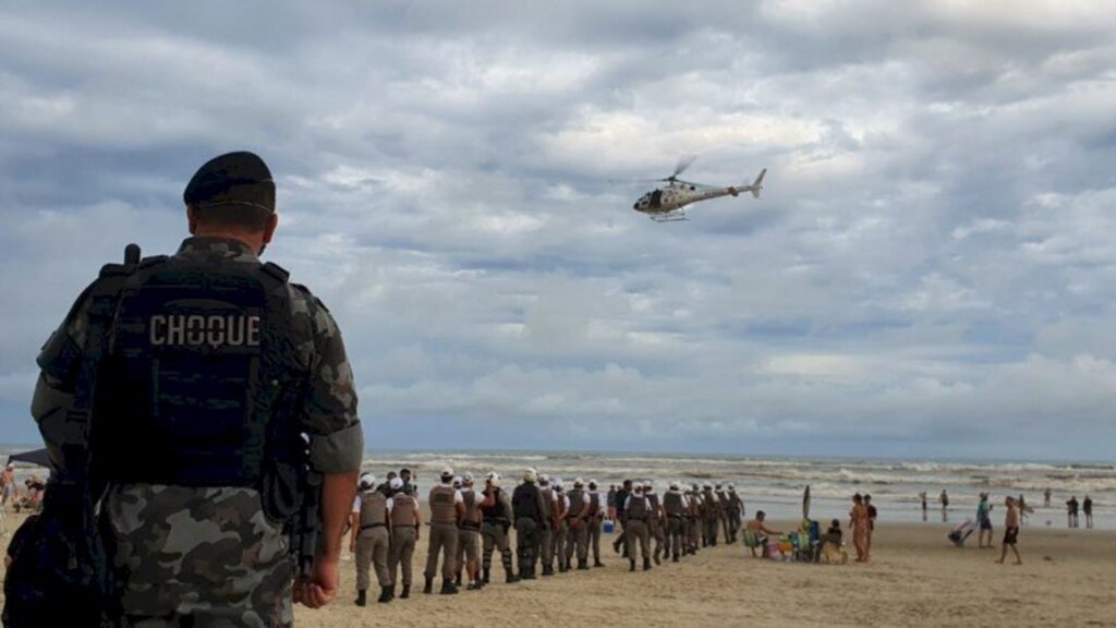Divulgação BM - Brigada Militar vem atuando de forma preventiva para dispersar aglomerações no Litoral