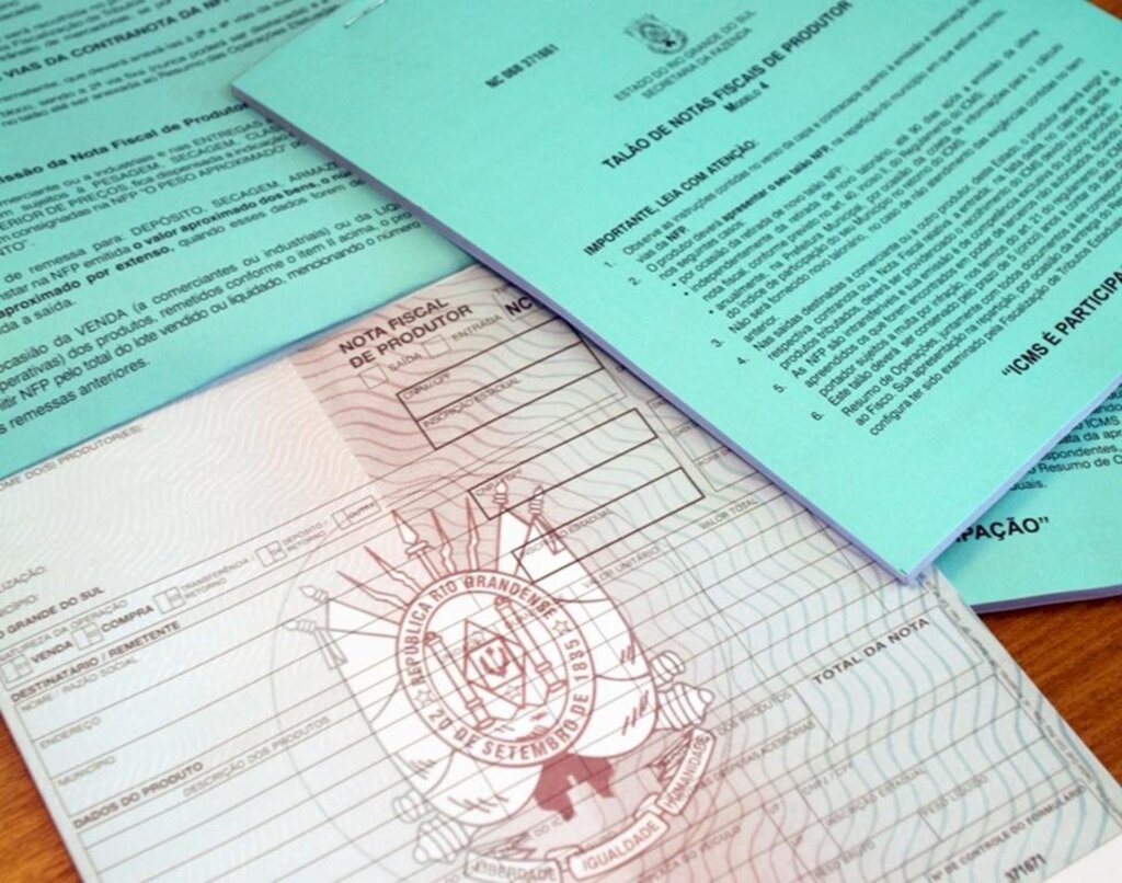 PREFEITURA DE MAMPITUBA REALIZA REVISÃO  DE BLOCOS DE PRODUTOR RURAL