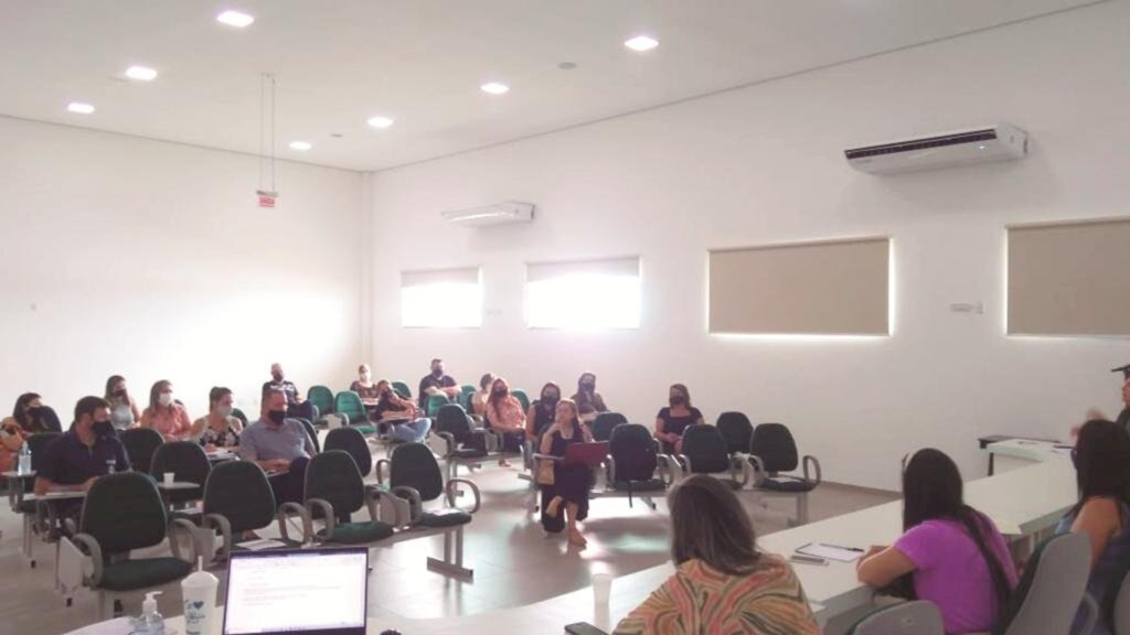 COLEGIADO DE EDUCAÇÃO TRAÇA ESTRATÉGIAS DE RETORNO ÀS  AULAS NOS MUNICÍPIOS