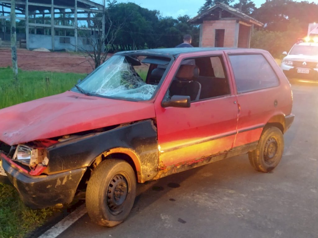 ACIDENTE EM PASSO DE TORRES DEIXA QUATRO VÍTIMAS FERIDAS