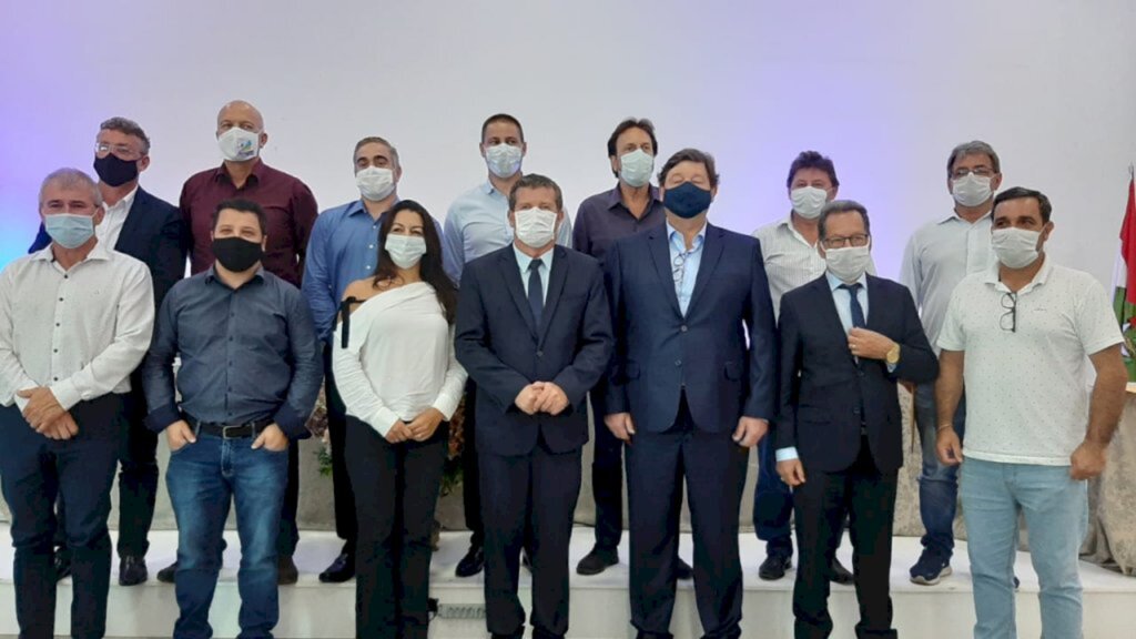 AMESC REALIZA POSSE DA NOVA DIRETORIA