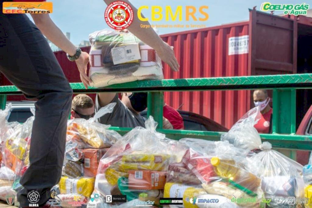 NATAL DE AVENTURA E SOLIDARIEDADE  É REALIZADO PELOS BOMBEIROS DE TORRES