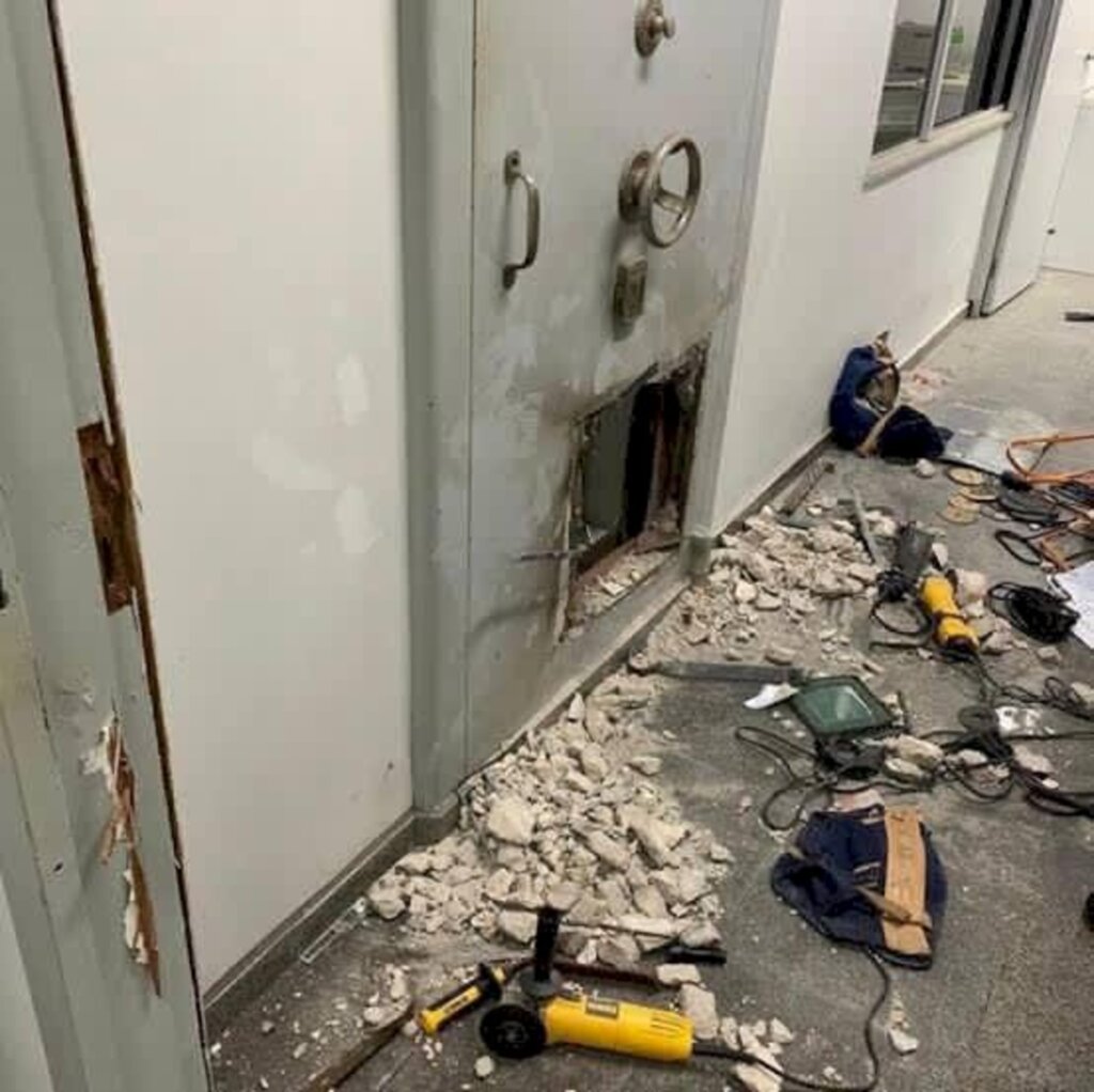 CRICIÚMA (SC) TEM MADRUGADA DE VIOLÊNCIA COM ASSALTO A BANCO