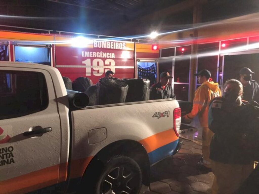 DEFESA CIVIL CONFIRMA A PASSAGEM DE TORNADOS EM SANTA CATARINA