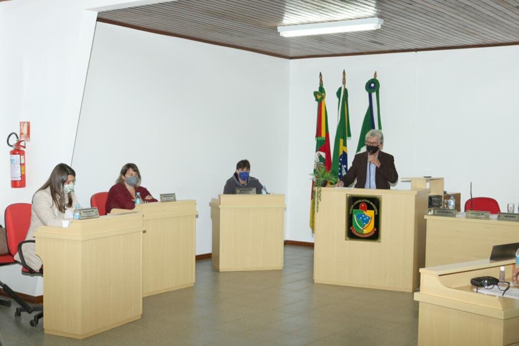 PROJETO DE LEI QUE INSTITUI O CONSELHO MUNICIPAL DE CULTURA É APRESENTADO NA CÂMARA DE MORRINHOS DO SUL