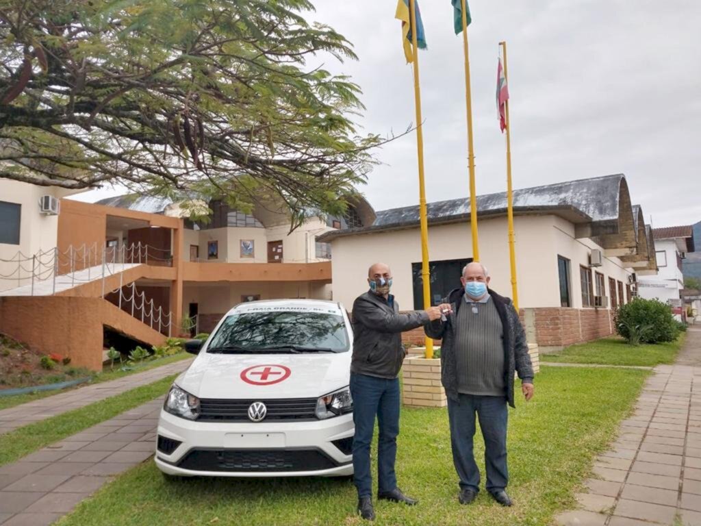 GOVERNO MUNICIPAL DE PRAIA GRANDE RECEBE VEÍCULO 0KM