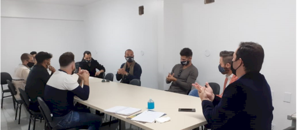 PROPRIETÁRIOS DE BARBEARIAS DE TORRES PEDEM MAIOR FLEXIBILIZAÇÃO NO HORÁRIO DE ATENDIMENTO
