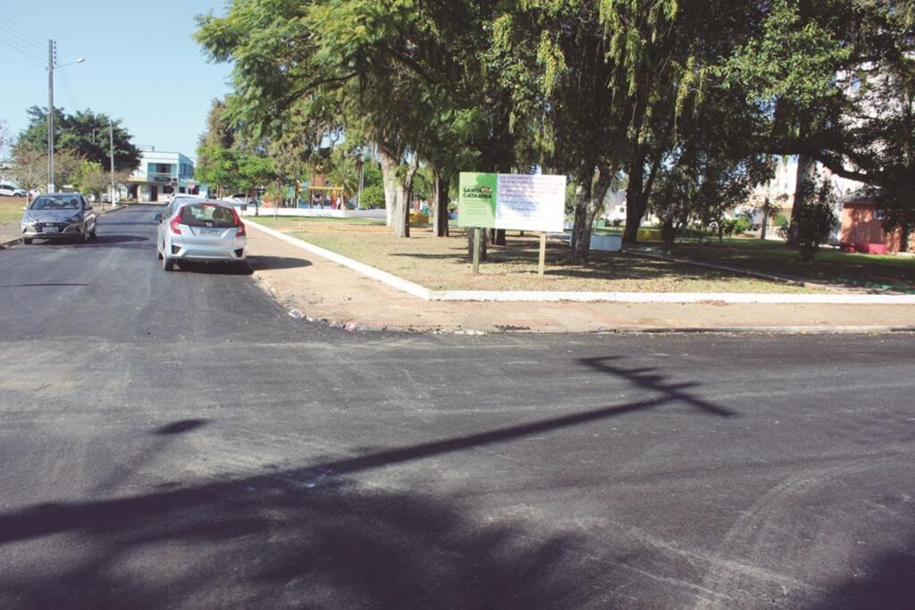 MAIS OBRAS DE RECAPEAMENTO ASFÁLTICO EM SÃO JOÃO DO SUL