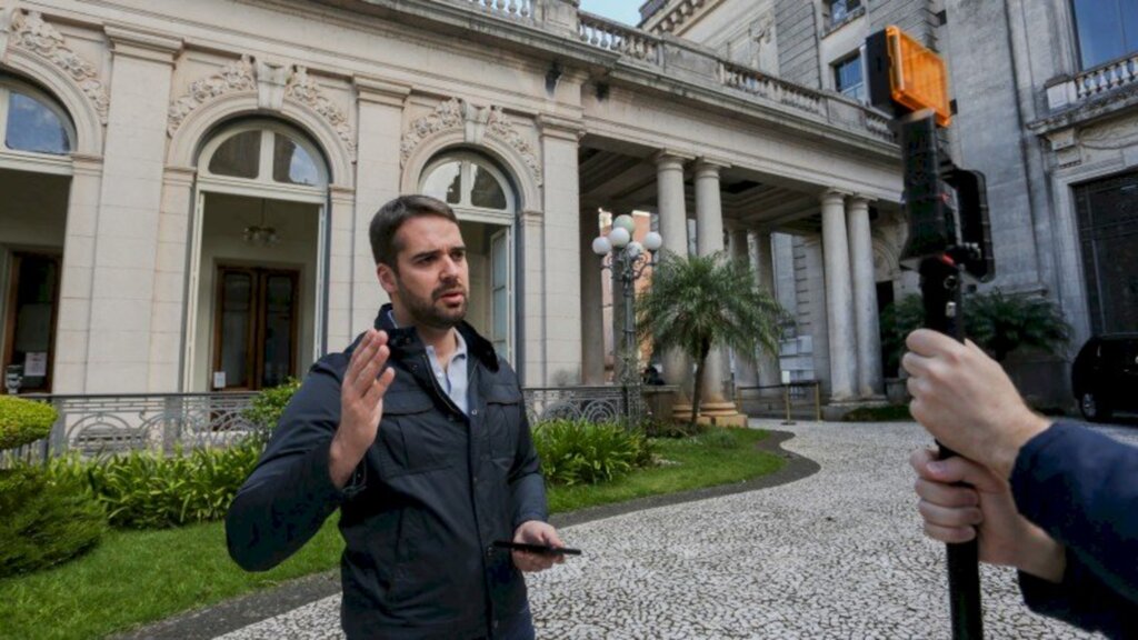 Felipe Dalla Valle/Palácio Piratini - 