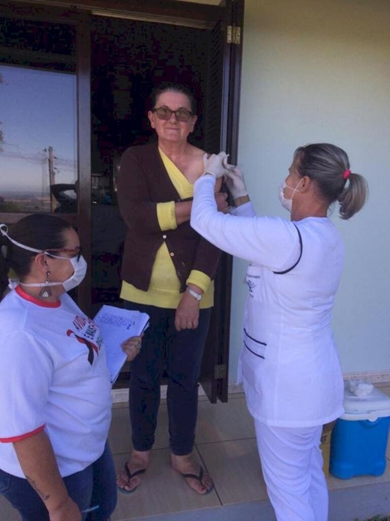 SECRETARIA DE SAÚDE DE MORRINHOS DO SUL FAZ BALANÇO DA CAMPANHA DE VACINAÇÃO CONTRA A GRIPE H1N1