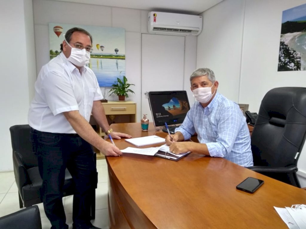 PREFEITURA DE TORRES REALIZA TRANSMISSÃO DE CARGO