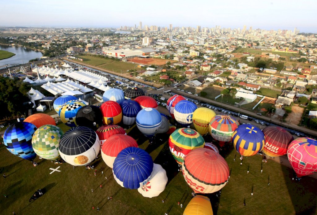 PREFEITURA ADIA 32º FESTIVAL INTERNACIONAL DE BALONISMO POR MEDIDA DE PRECAUÇÃO AO CORONAVÍRUS