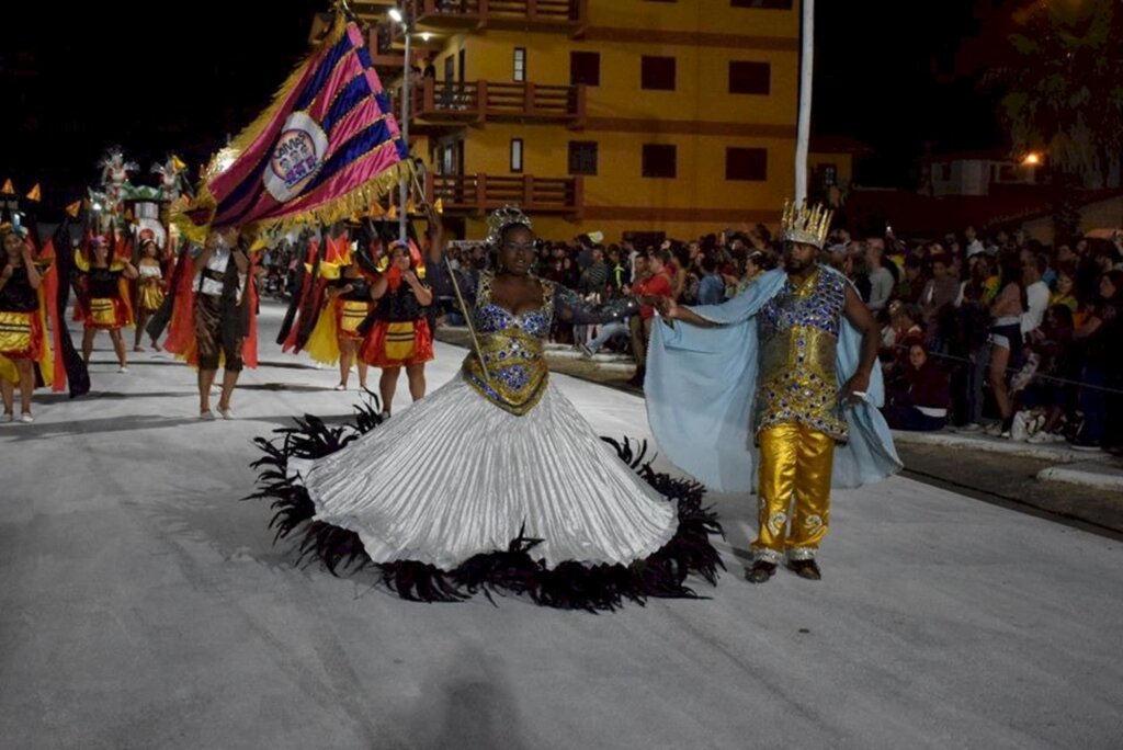 GIGANTES DA ORLA É A GRANDE CAMPEÃ DO CARNAVAL 2020
