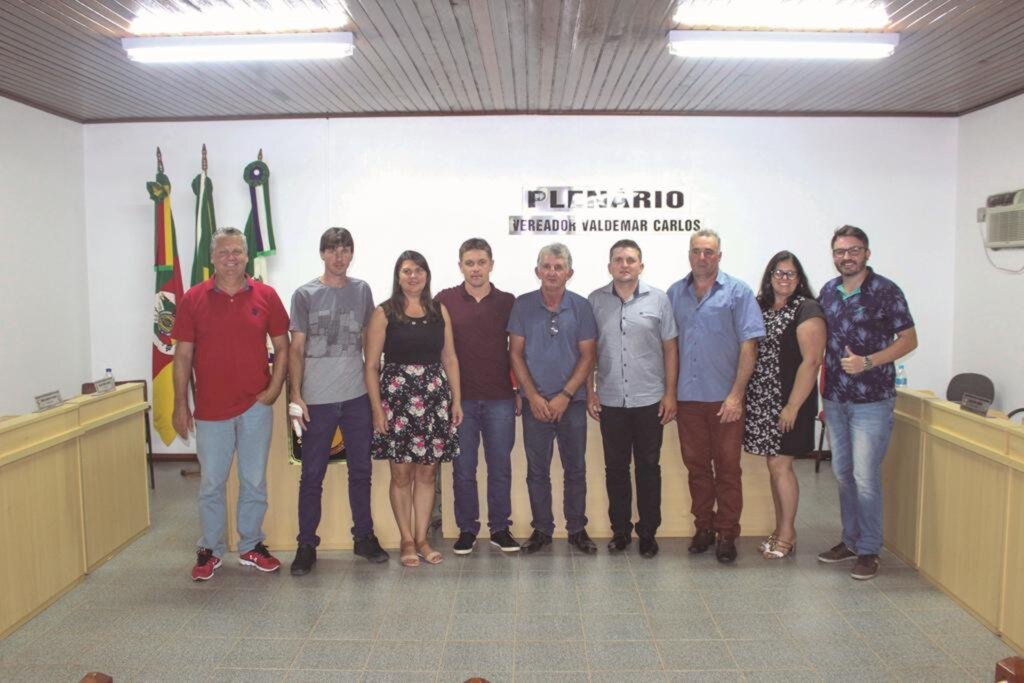 REALIZADA A 1ª SESSÃO ORDINÁRIA  DA CÂMARA DE VEREADORES DE MORRINHOS DO SUL