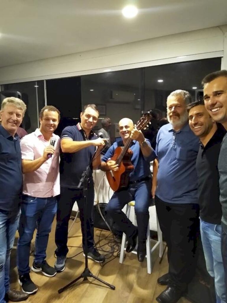 PREFEITO HENRIQUE  MACIEL SEGUE AFINADO COM O PSL