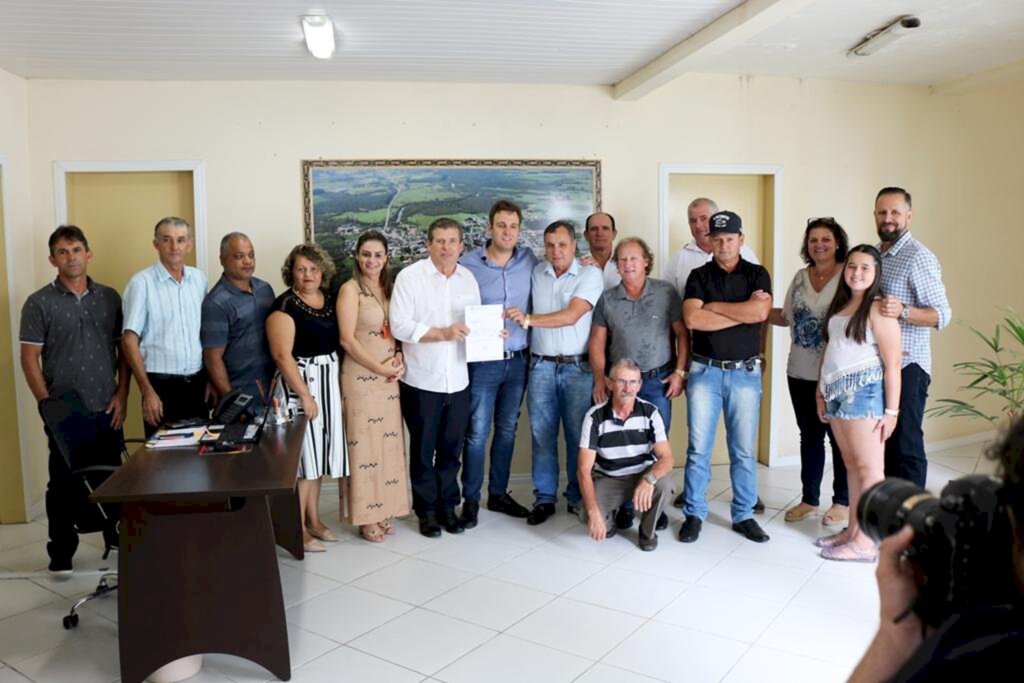 DEPUTADO FEDERAL RICARDO GUIDI DESTINA  RECURSOS PARA A REGIÃO