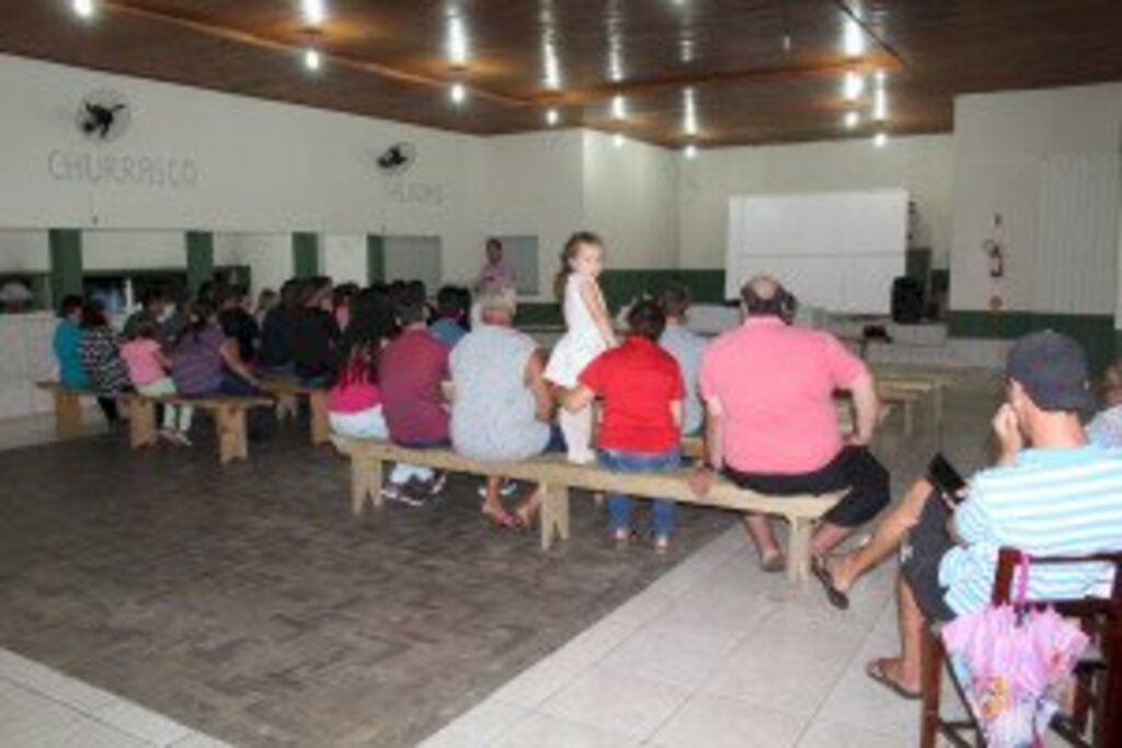 EMENDAS DE VEREADORES IMPEDEM PAVIMENTAÇÃO DO ACESSO AO CEDRO