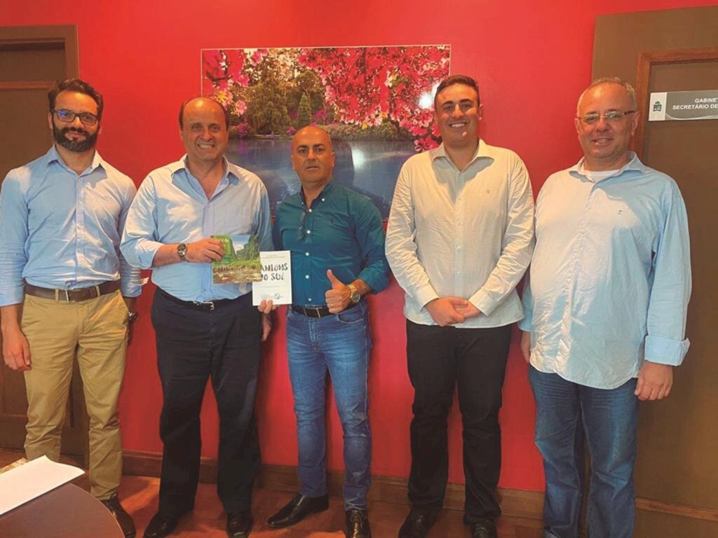 PREFEITO DE PRAIA GRANDE HENRIQUE  MACIEL TROCA  EXPERIÊNCIAS COM  PREFEITO DE GRAMADO