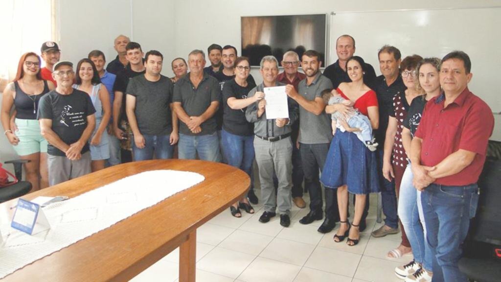FÁBIO SCHARDOSIM BROCCA ASSUME A  SECRETARIA MUNICIPAL DA AGRICULTURA DE MAMPITUBA