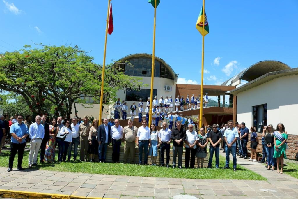 ENCONTRO REGIONAL DOS PREFEITOS DA AMESC EM PRAIA GRANDE