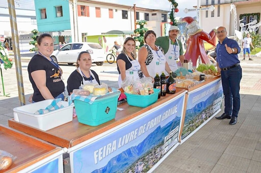 PREFEITO HENRIQUE VISTORIA TRABALHO DA DECORAÇÃO DO 3º CANYON FEST E X NATAL DOS CANYONS