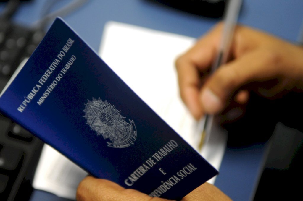 GOVERNO LANÇA PROJETO DE INCENTIVO A EMPREGO PARA JOVENS DE 18 A 29 ANOS