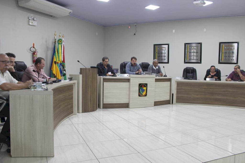 VEREADORA MARIA DE FÁTIMA SOLICITA NA CÂMARA DE PRAIA GRANDE  AGILIDADE NA APRECIAÇÃO DOS RECURSOS DO PRÉ-SAL