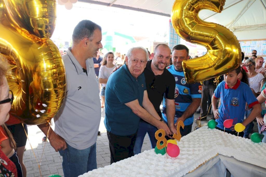 PASSO DE TORRES COMEMORA COM FESTA  O 28º ANIVERSÁRIO DE EMANCIPAÇÃO