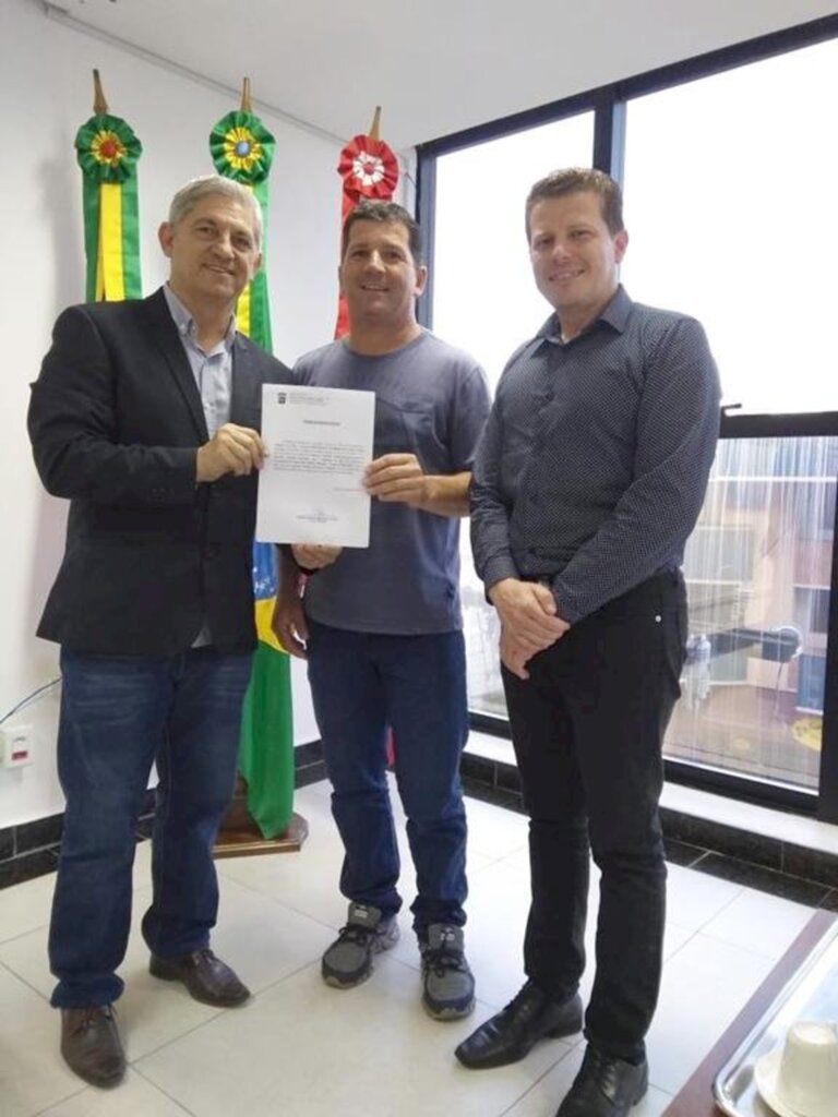 ASSINADA ORDEM DE SERVIÇO PARA O CERCAMENTO DO PARQUE DO BALONISMO EM TORRES