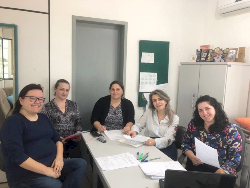 SECRETARIA DE EDUCAÇÃO REALIZA A ETAPA MUNICIPAL DAS OLIMPÍADAS DE LÍNGUA PORTUGUESA