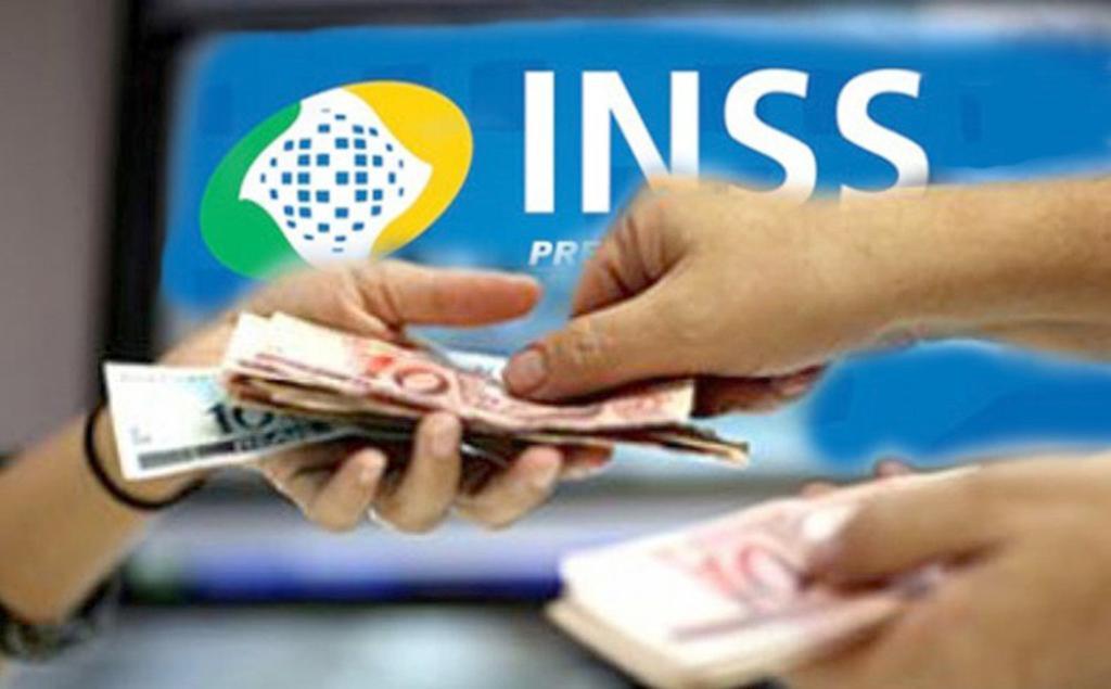GOVERNO PAGA METADE DO  13º SALÁRIO EM AGOSTO