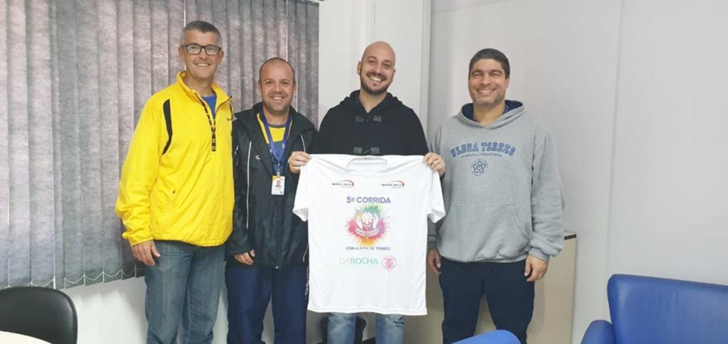 5ª CORRIDA E CAMINHADA COM A APAE DE TORRES