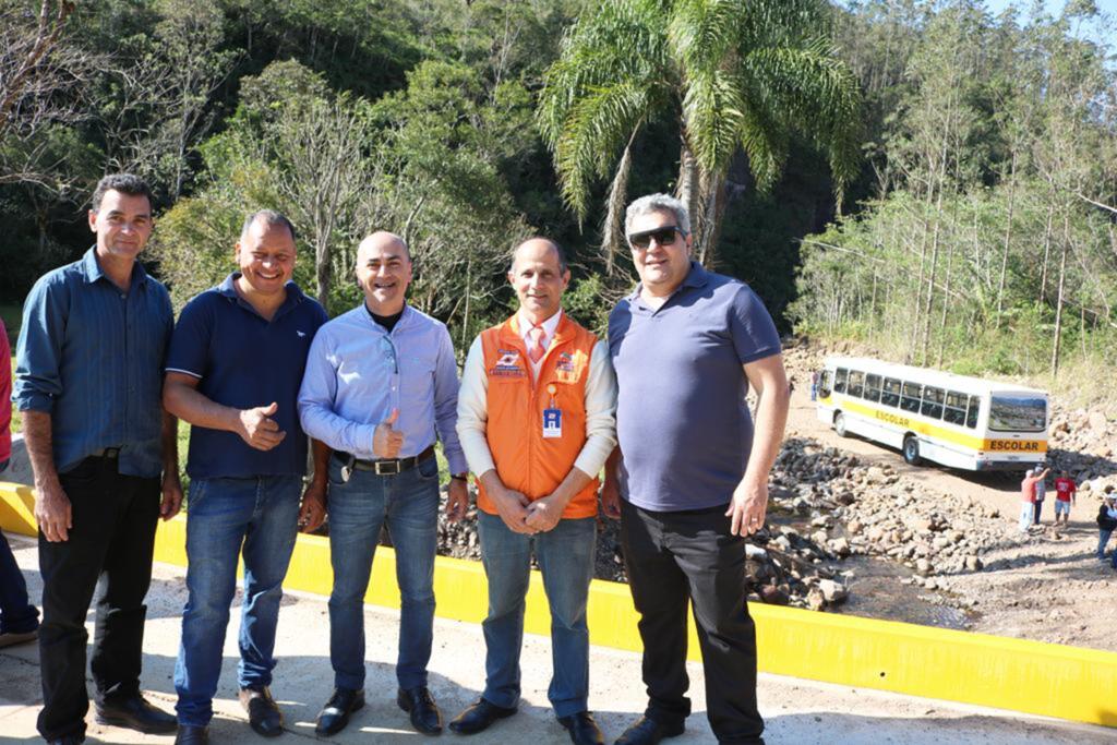 INAUGURADA A PONTE DA COMUNIDADE DE FORTALEZA