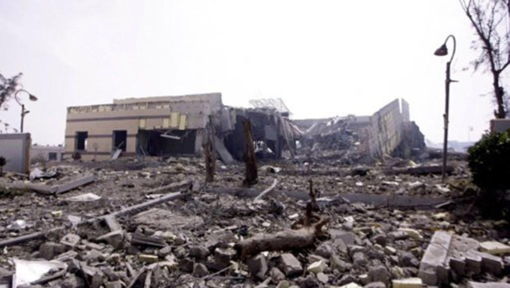 BOMBARDEIO CONTRA MIGRANTES DEIXA AO MENOS 40 MORTOS NA LÍBIA