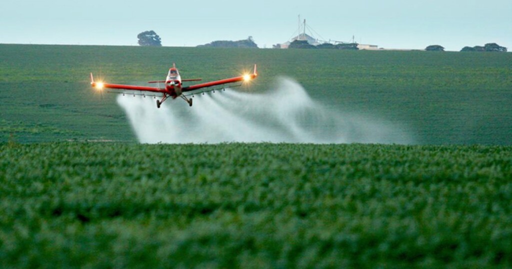 Agência Brasil - No ano passado, foram registrados 450 agrotóxicos