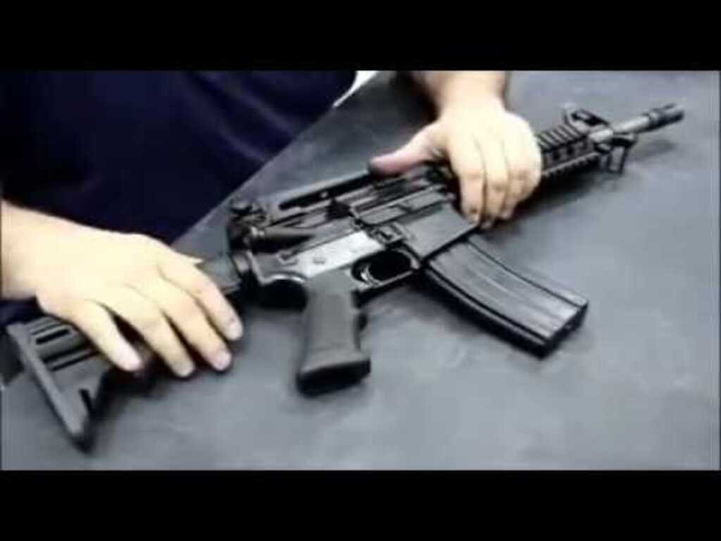 DECRETO DE BOLSONARO QUE REGULAMENTA USO E PORTE DE ARMAS NO PAÍS LIBERA COMPRA DE FUZIL POR QUALQUER CIDADÃO