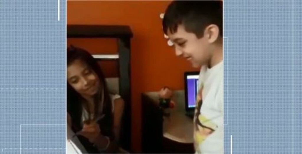 Reprodução/NSC TV - Escola é condenada a pagar R$ 30 mil a família que não conseguiu matricular filho com autismo em SC