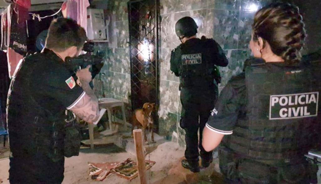 INDIVÍDUOS SÃO PRESOS POR SUSPEITA DE FRAUDE EM ACIDENTES DE VEÍCULOS