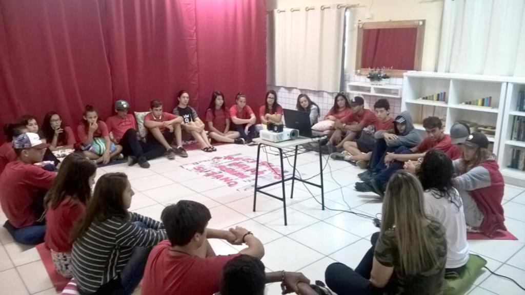 ESCOLA LEONARDO AMPLIA OFERTA NO ATENDIMENTO PSICOLÓGICO AOS ALUNOS