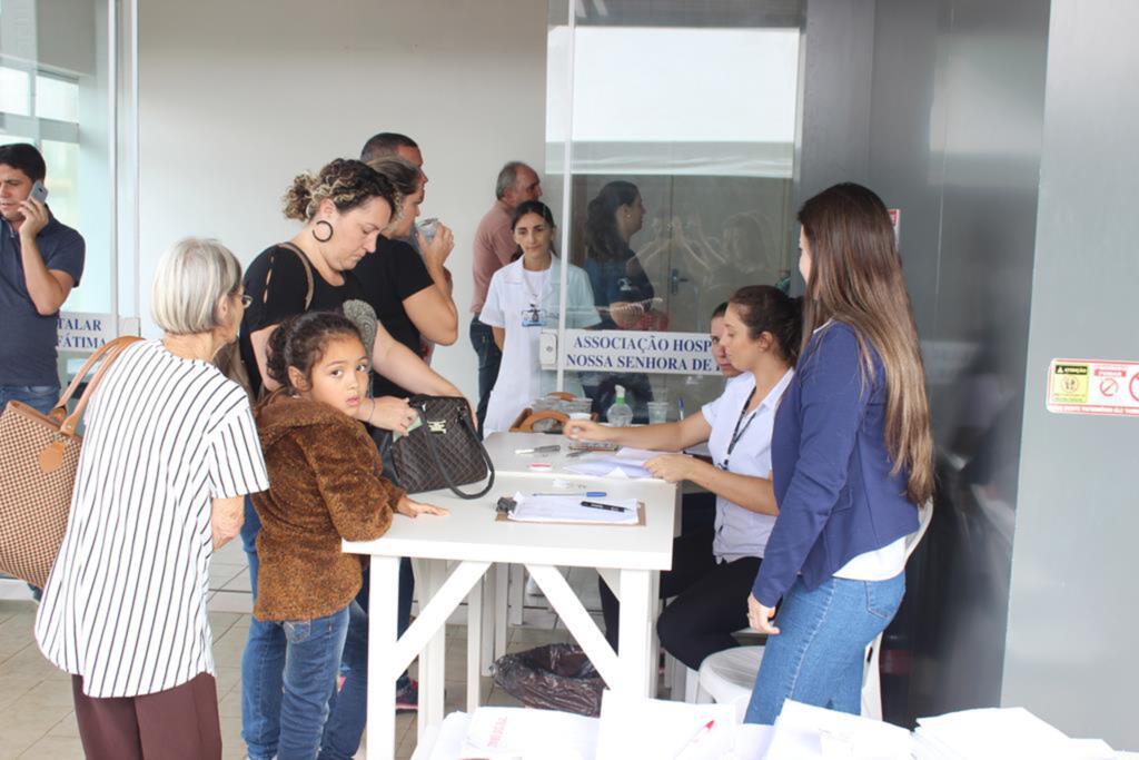 MUTIRÃO DE CIRURGIAS  DE CATARATA É REALIZADO NO HOSPITAL NOSSA  SENHORA DE FÁTIMA