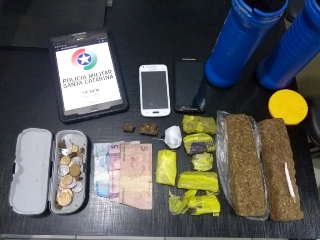 HOMEM QUE TRAFICAVA DROGAS É PRESO EM PRAIA GRANDE