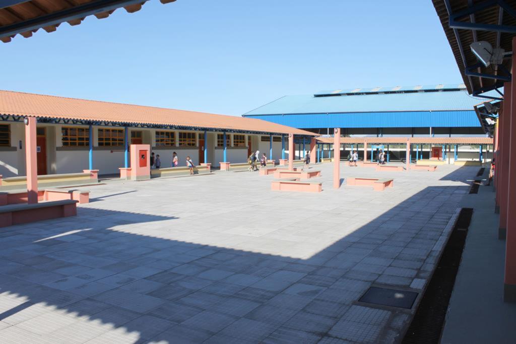 ALUNOS E PROFESSORES DA  REDE MUNICIPAL DE ENSINO VOLTAM ÀS AULAS SEGUNDA-FEIRA, DIA 25