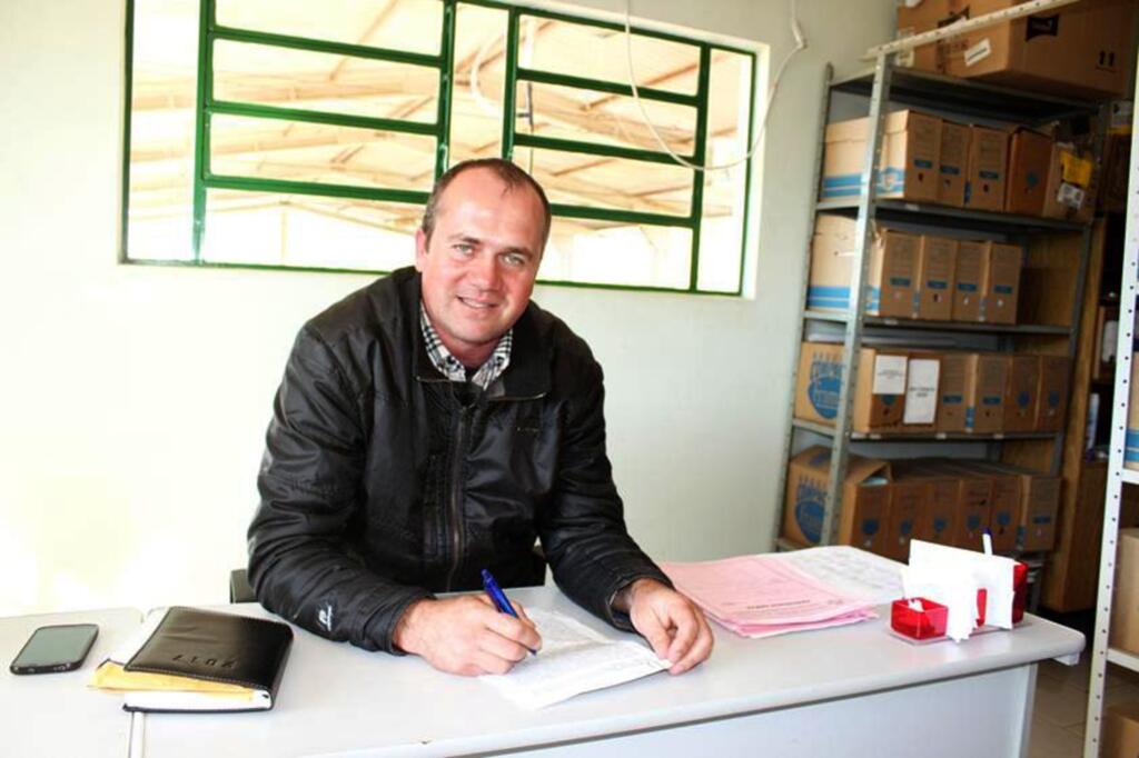 VICE-PREFEITO GILBERTO ROLDÃO ASSUME A PREFEITURA POR 15 DIAS