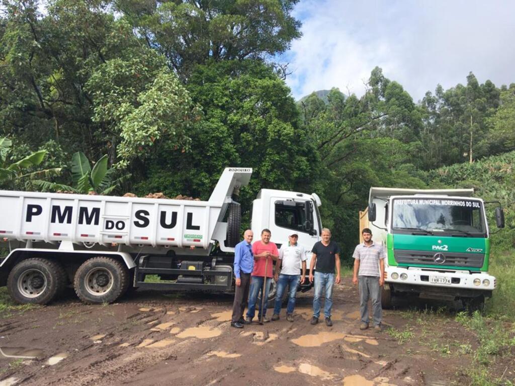 MELHORIAS NAS ESTRADAS DO MUNICÍPIO