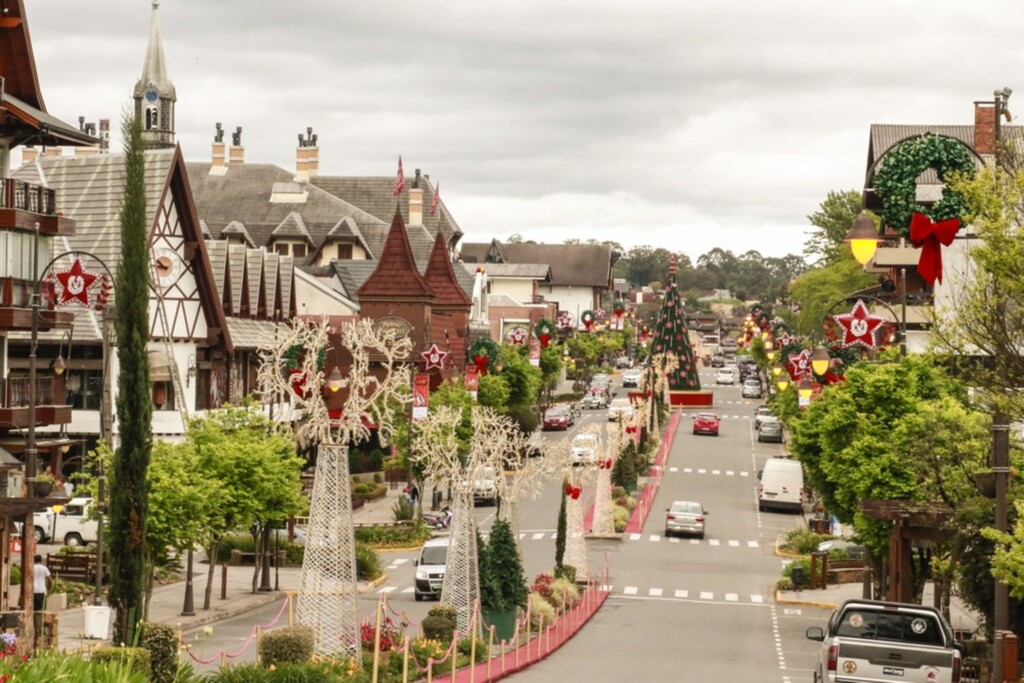 Cleiton Thiele/Divulgação - Enfeites pela cidade dão destaque ao Natal Luz de Gramado.